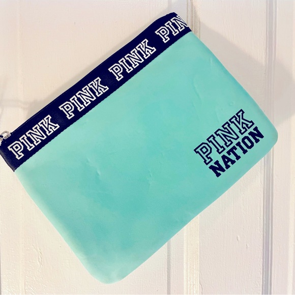 PINK Victoria's Secret Handbags - Pink waterproof beach bag